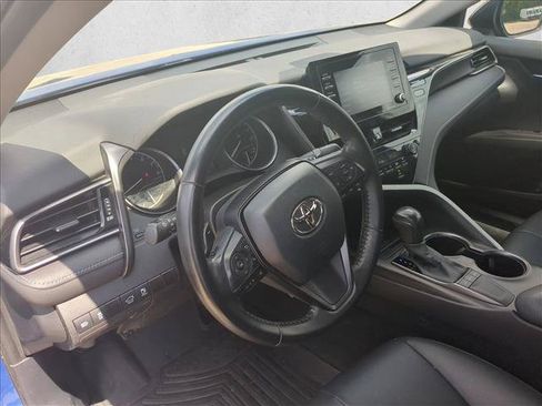 Used 2023 Toyota Camry SE FWD image 9
