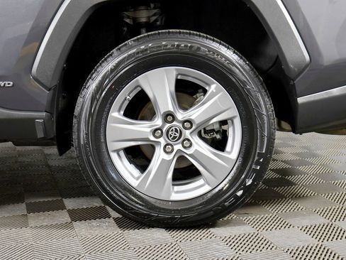 Used 2022 Toyota RAV4 LE AWD/4WD image 54