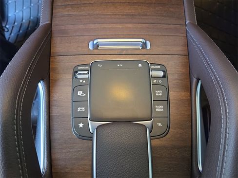 Used 2022 Mercedes-Benz GLE 450 4MATIC image 35