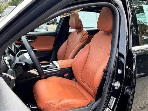 Used 2023 Mercedes-Benz C 300 4MATIC Sedan image 6