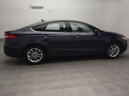 Used 2020 Ford Fusion SE FWD image 10
