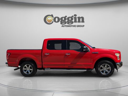 Used 2017 Ford F150 XLT w/ Equipment Group 302A Luxury image 6