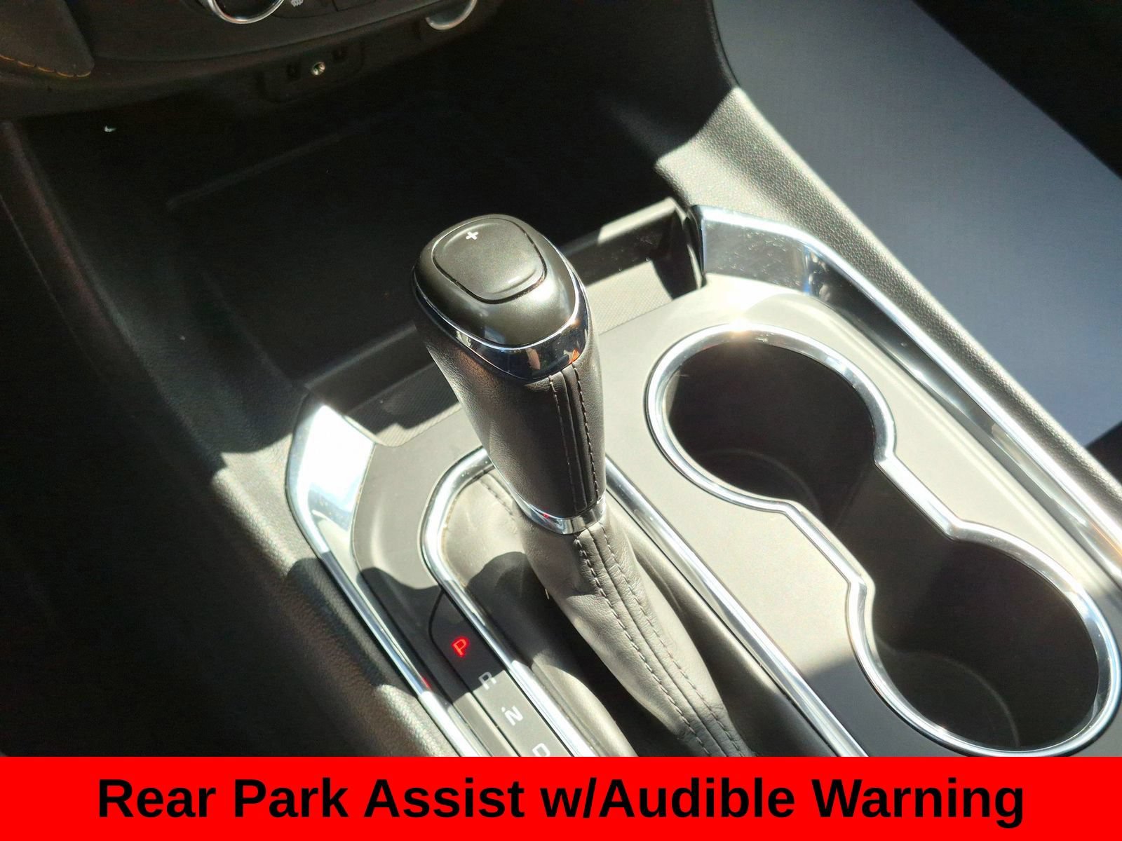 Used 2020 Chevrolet Traverse LT FWD image 24