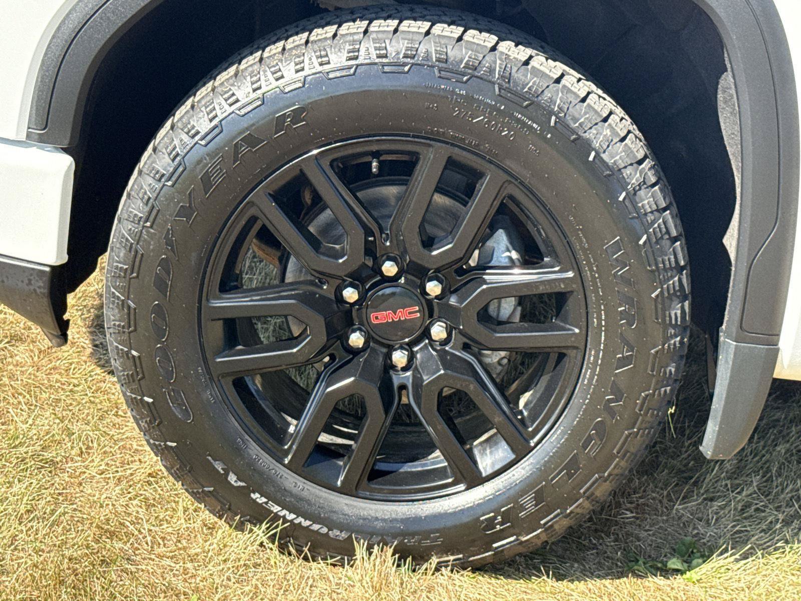 Used 2023 GMC Sierra 1500 Elevation AWD/4WD image 11