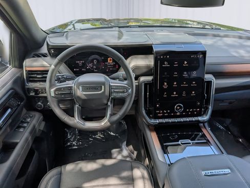 Certified 2026 GMC Yukon Denali AWD/4WD image 16