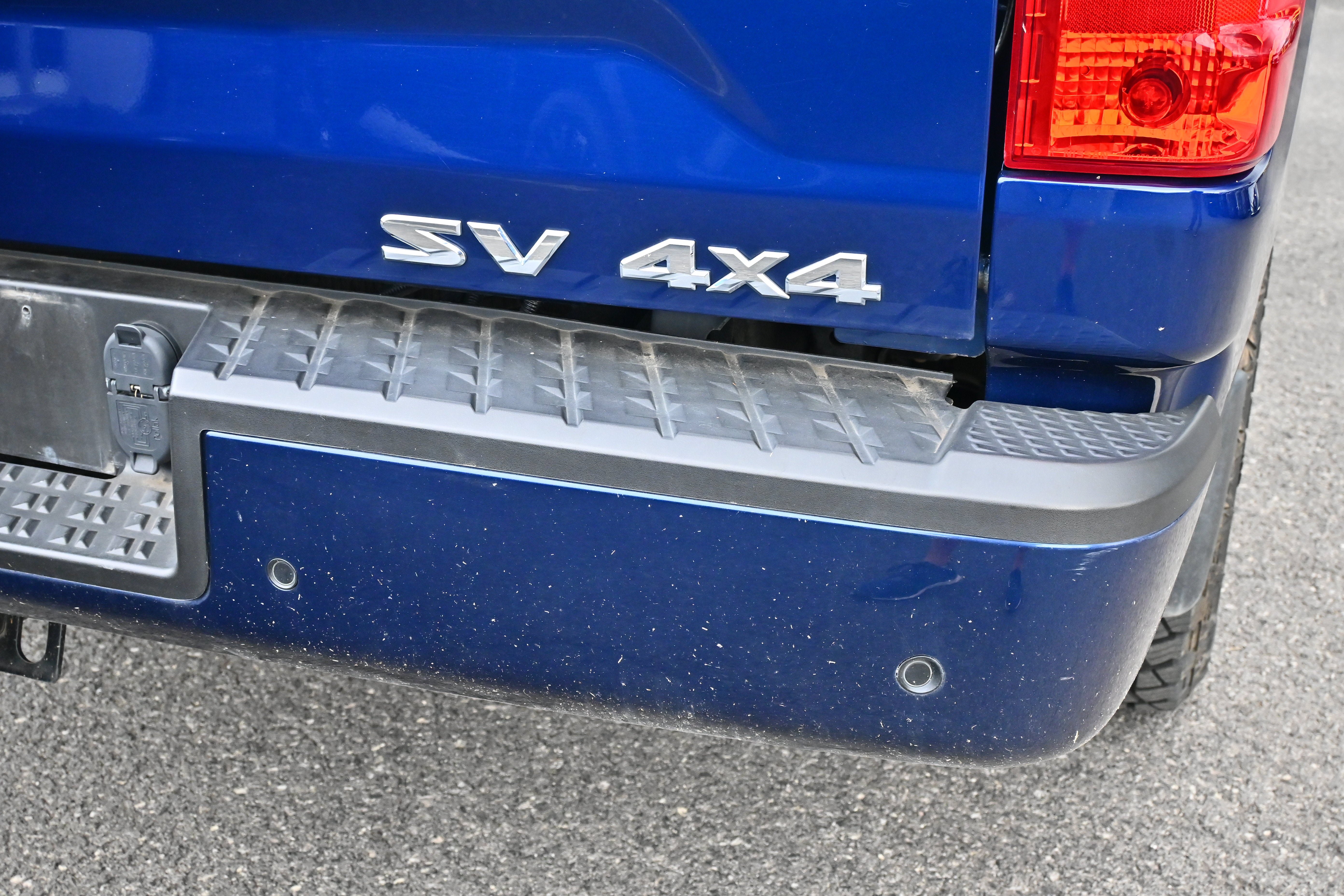 Certified 2024 Nissan Titan SV w/ SV Convenience Package AWD/4WD image 11