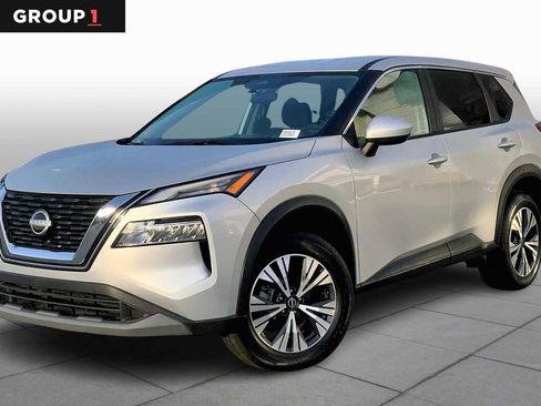 Used 2023 Nissan Rogue SV image 1