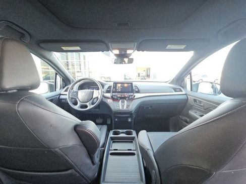 Certified 2024 Honda Odyssey Sport image 17
