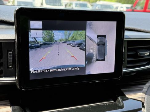 Used 2022 Ford Explorer Limited RWD image 27