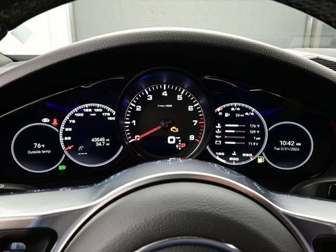 Certified 2023 Porsche Cayenne S Platinum AWD/4WD image 9