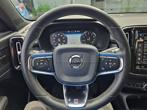 Used 2020 Volvo XC40 T5 R-Design w/ Protection Package Premier AWD/4WD image 14
