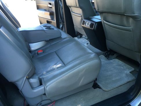 Used 2010 Toyota Tundra Limited AWD/4WD image 30