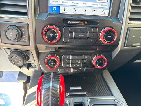 Used 2018 Ford F150 Raptor w/ Equipment Group 802A Luxury image 30