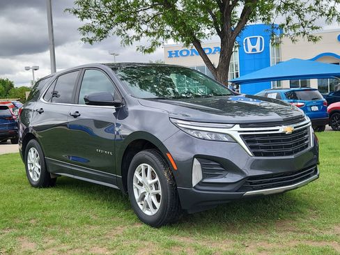 Used 2023 Chevrolet Equinox LT AWD/4WD image 7