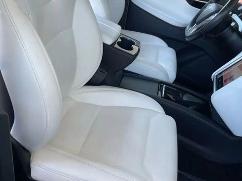 Used 2017 Tesla Model X 75D image 14