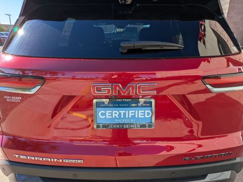 Certified 2025 GMC Terrain Elevation w/ Technology Package II image 13