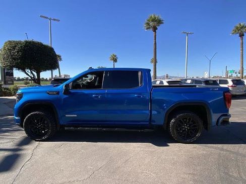 Used 2022 GMC Sierra 1500 Elevation w/ Elevation Premium Package image 4