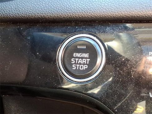 Used 2022 Kia Sportage EX image 11