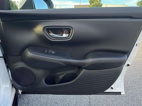 New 2027 Honda HR-V EX-L image 12