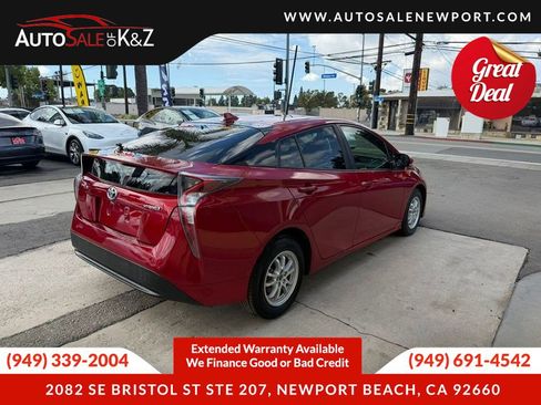 Used 2016 Toyota Prius Three FWD image 12
