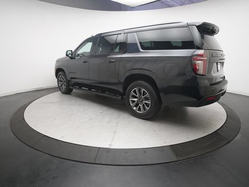 Used 2023 Chevrolet Suburban Z71 w/ Luxury Package AWD/4WD image 33
