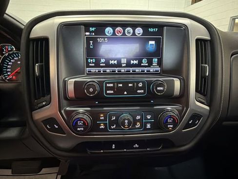 Certified 2019 GMC Sierra 1500 SLE w/ SLE Value Package AWD/4WD image 16
