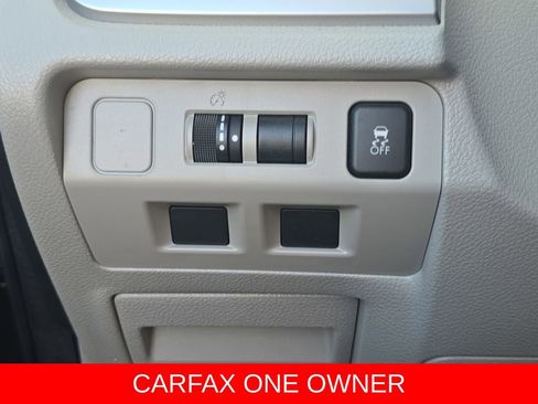 Used 2017 Subaru Forester 2.5i Premium w/ All-Weather Package image 23