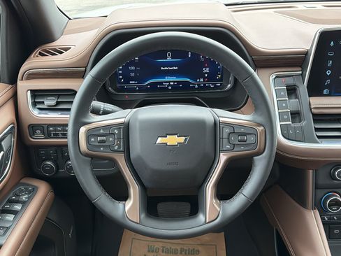 Used 2023 Chevrolet Tahoe High Country w/ Premium Package 2 AWD/4WD image 31