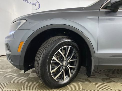 Used 2019 Volkswagen Tiguan SE w/ Panoramic Sunroof Package AWD/4WD image 30