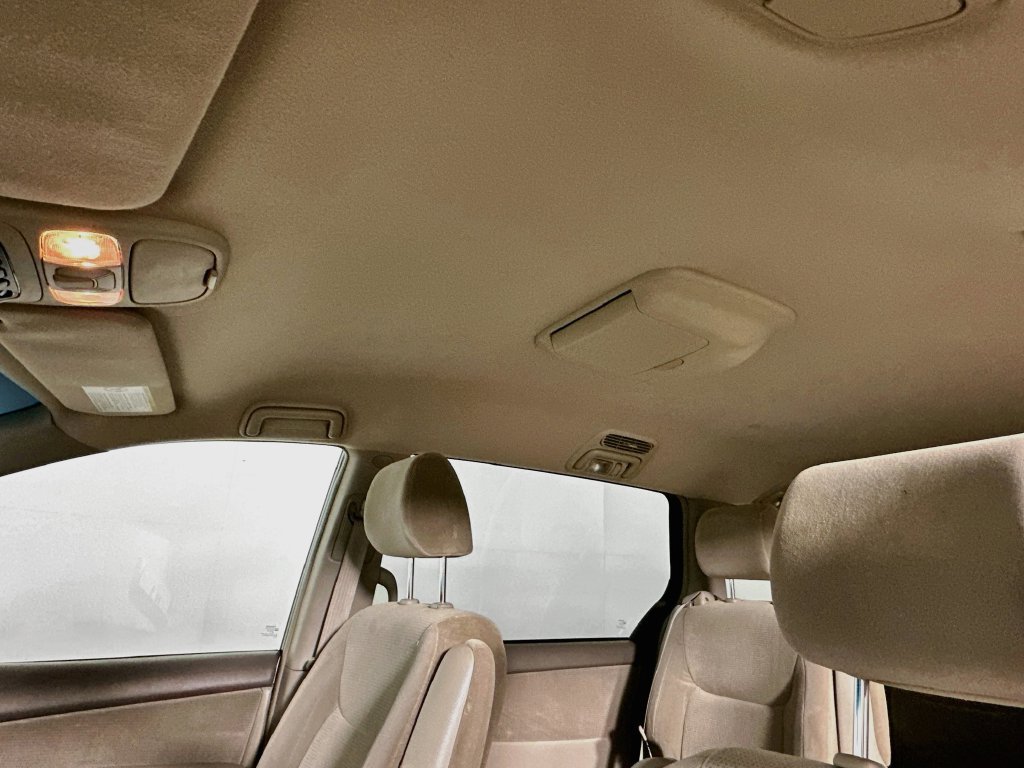 Used 2004 Toyota Sienna LE FWD image 11