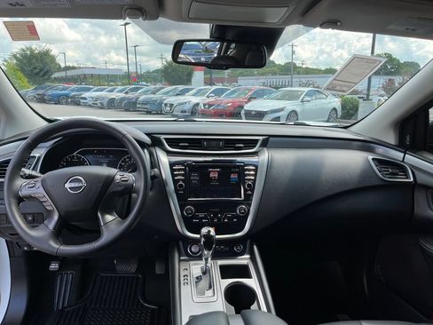 Used 2024 Nissan Murano SV w/ SV Midnight Edition Package FWD image 15