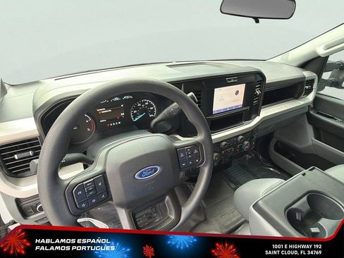 Used 2025 Ford F250 XL AWD/4WD image 15
