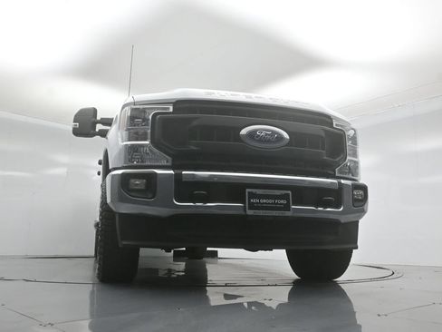 Certified 2022 Ford F350 XL w/ Power Equipment Group AWD/4WD image 41