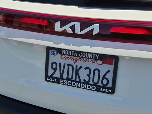 Certified 2025 Kia Seltos S FWD image 33