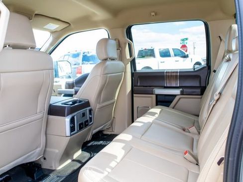 Used 2020 Ford F150 Lariat w/ Max Trailer Tow Package image 19