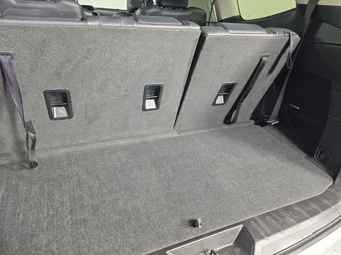 Used 2022 Subaru Ascent Touring w/ Popular Package #2A image 35