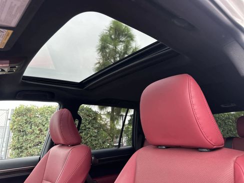 Used 2023 Lexus GX 460 Premium image 32