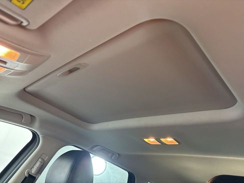 Used 2023 MAZDA CX-9 Touring image 19