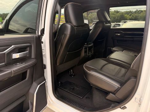 Used 2023 RAM 3500 Laramie AWD/4WD image 16
