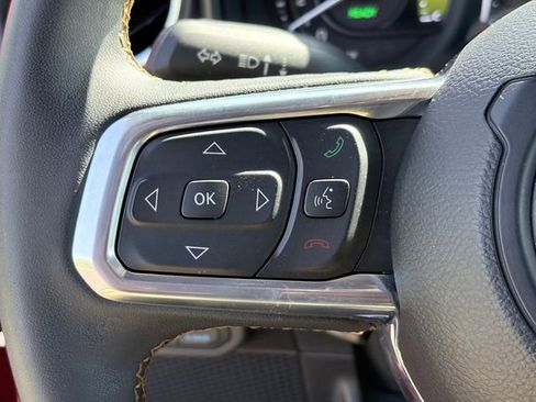 Used 2024 Jeep Wrangler Unlimited Sahara w/ Technology Group AWD/4WD image 14