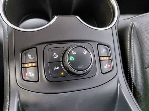 Certified 2024 GMC Terrain SLT AWD/4WD image 30