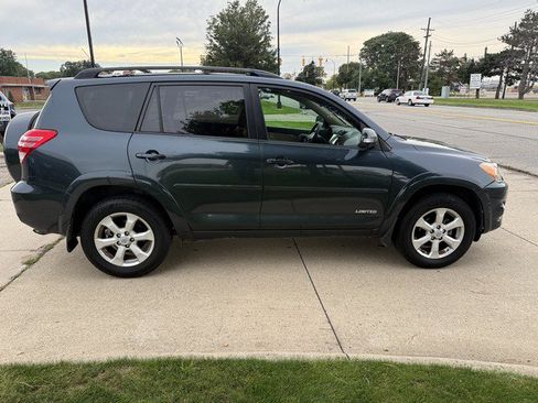 Used 2009 Toyota RAV4 Limited w/ Limited Extra Value Pkg FWD image 4