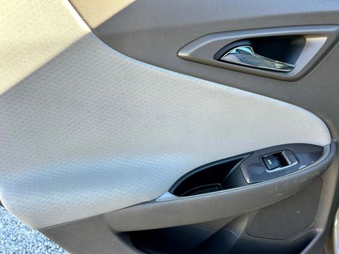 Used 2022 Chevrolet Malibu LT image 14