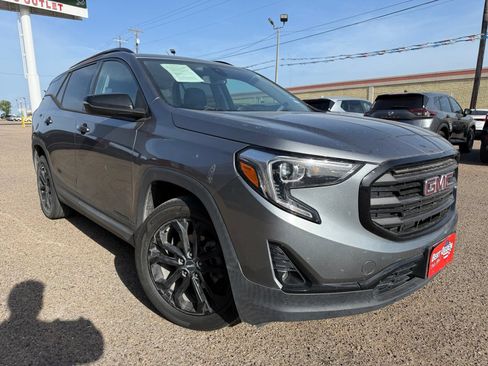 Used 2020 GMC Terrain SLT w/ Preferred Package FWD image 1