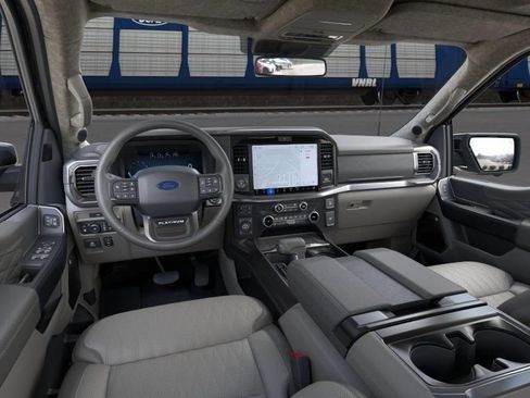 New 2026 Ford F150 Platinum w/ Equipment Group 703A Plus AWD/4WD image 9