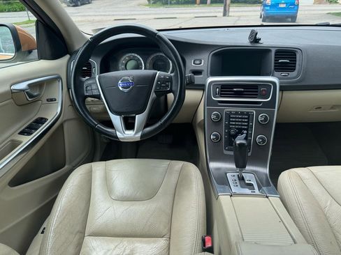 Used 2011 Volvo S60 T6 AWD/4WD image 11