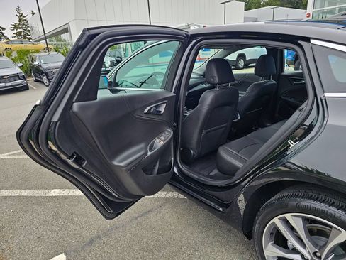 Used 2022 Chevrolet Malibu Premier FWD image 15