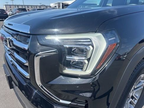 Used 2025 GMC Terrain Elevation AWD/4WD image 21