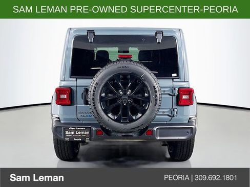 Used 2025 Jeep Wrangler Unlimited Sahara w/ Safety Group image 6