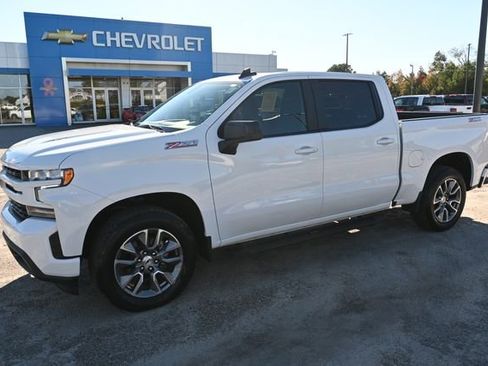 Used 2022 Chevrolet Silverado 1500 RST image 1